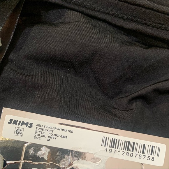 NWT Swarovski × Skims Jelly Sheer Tube Maxi Skirt Onyx/Black Size Medium - Picture 10 of 16